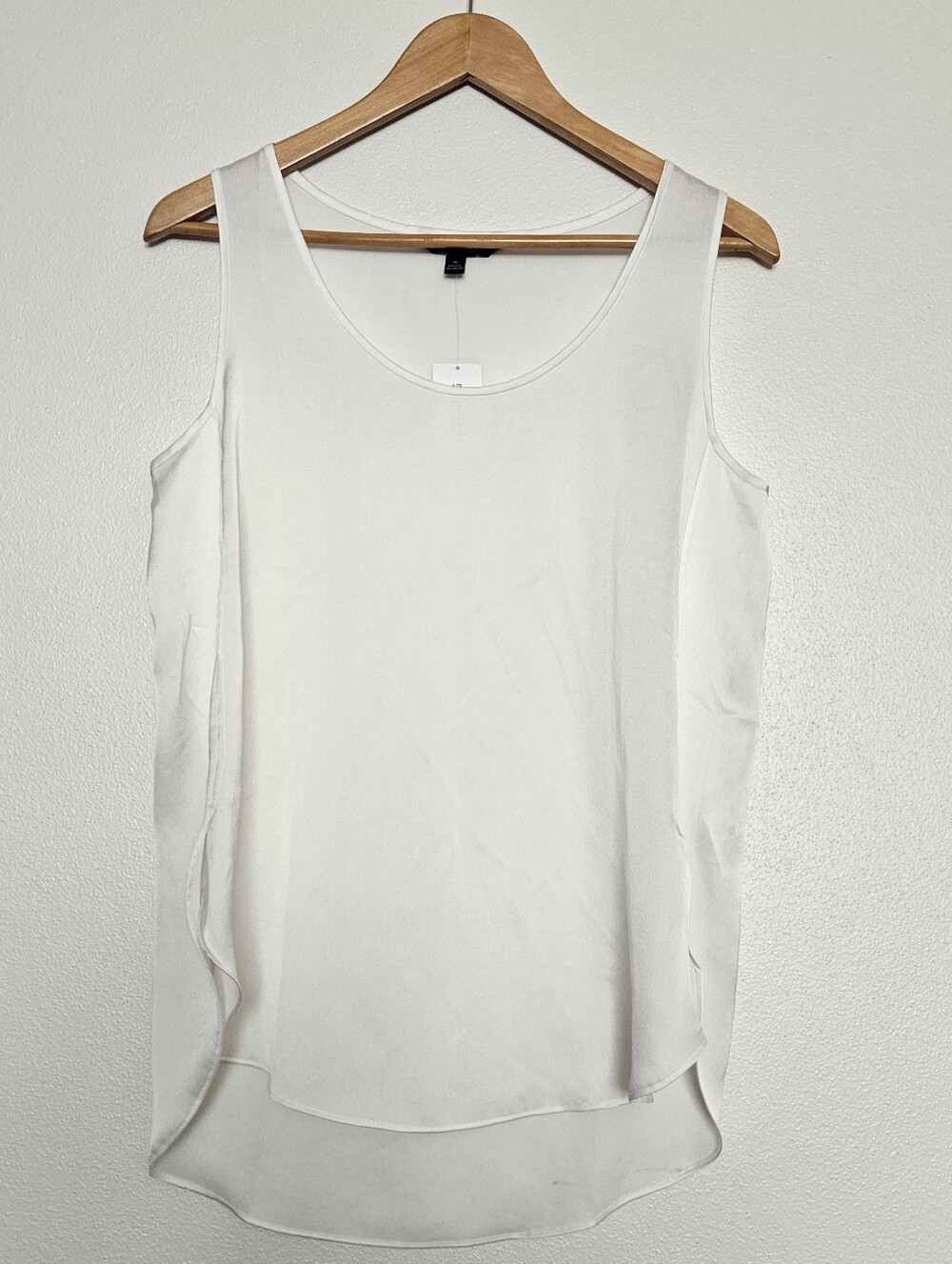 BANANA REPUBLIC Silky Satin Cream Sleeveless Top Small